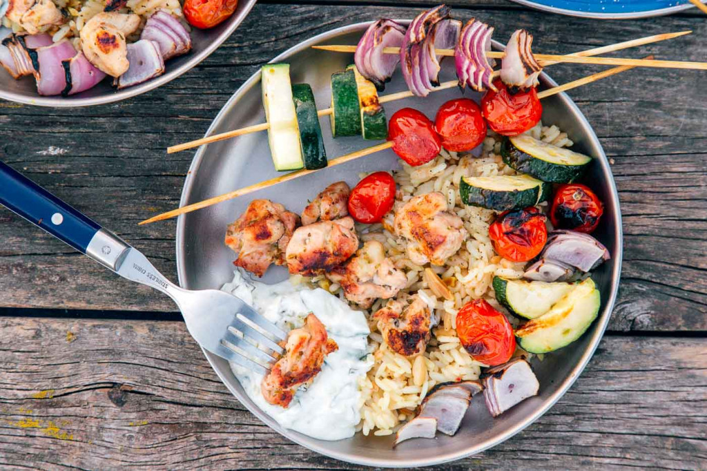 Grilled-Chicken-Skewers-with-Tzatziki-Sauce-1400px-6