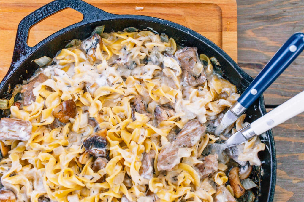 One-Pot-Beef-Stroganoff-10